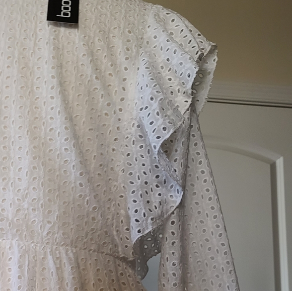 Plus Eyelet Ruffle Detail Skater Dress - Picture 12 of 14